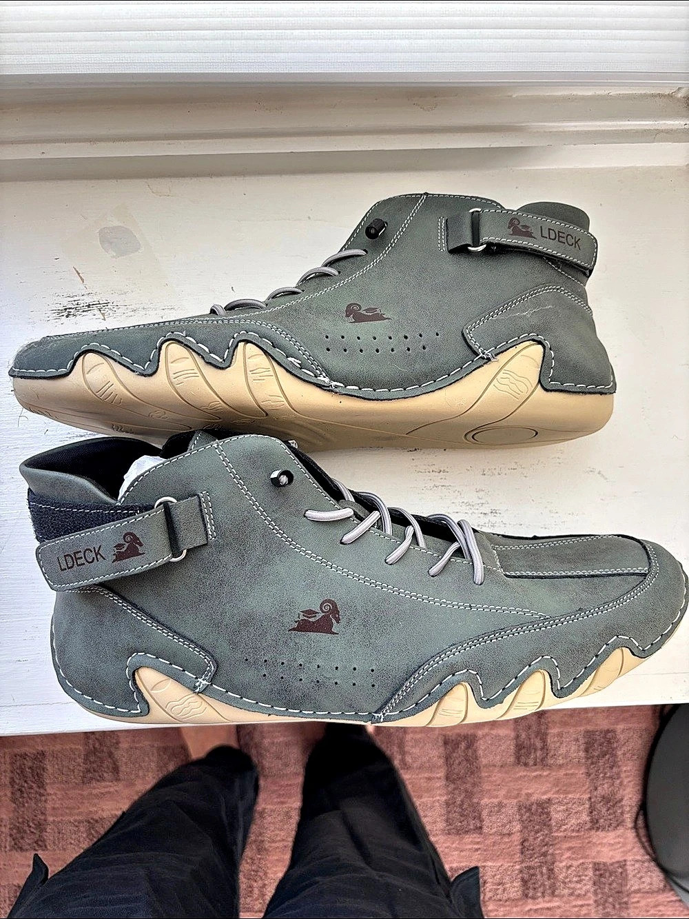 Ldeck Shoes
Waterproof Men's
Dark Green
Premium footwear.